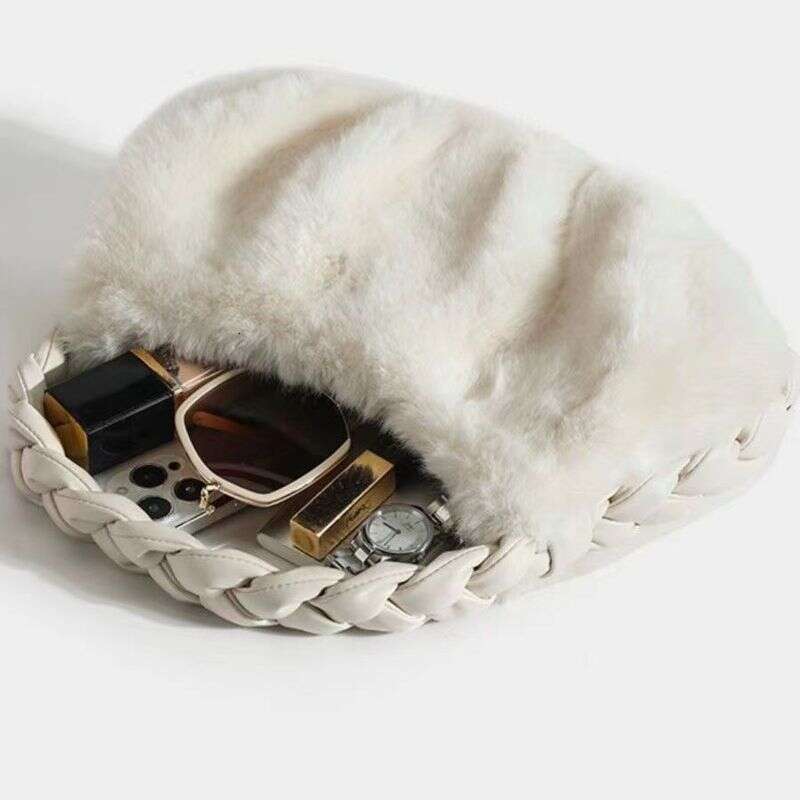 Autumn Winter New Fury Small Fragrant Women's Bag Leisure and Western Versatile Style Handbag Trend One