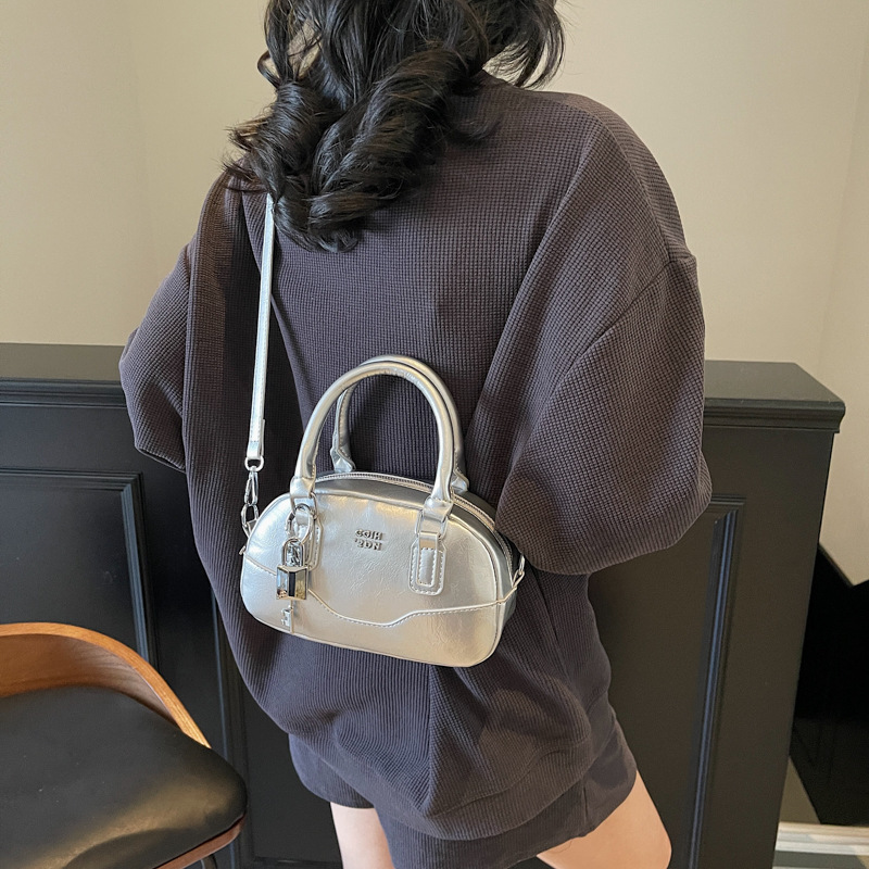 Design for Women Summer Versatile New Fashion Single Shoulder Crossbody Korean Style Handheld Bowling Bag