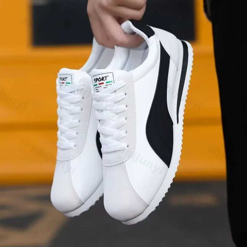 2025 Summer Mens Casual Shoes Sneakers Anti-slip Outdoor Sports Leisure Shoes Soft Sole Running Fashion Walking Shoes Z250812