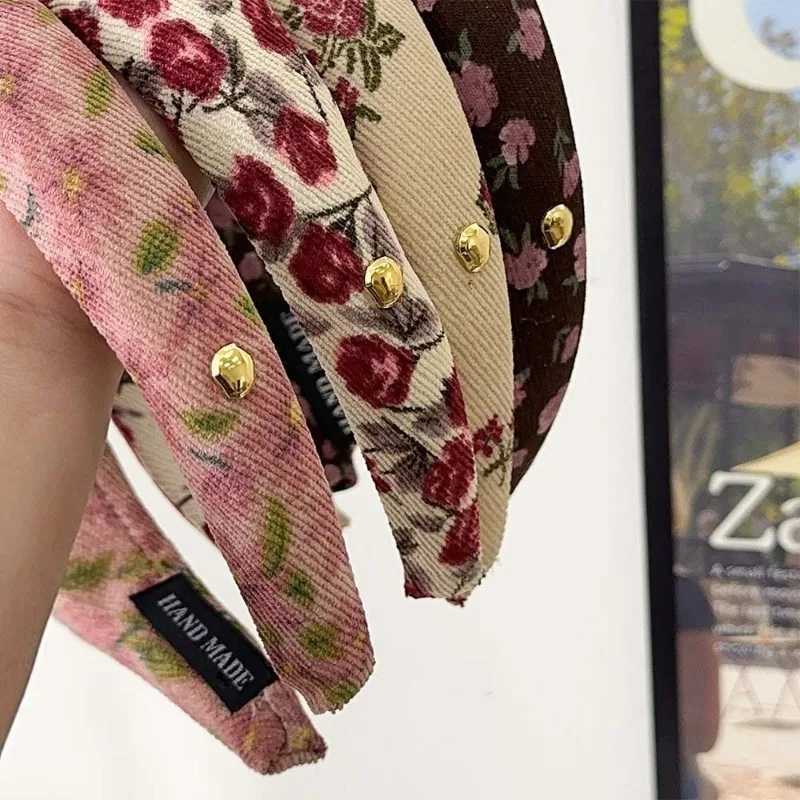 French Style Vintage Floral Twill Cotton High Skl Top Band Wide Edge Sponge Band Fem New Hair Hoop for Hair Washing X250812