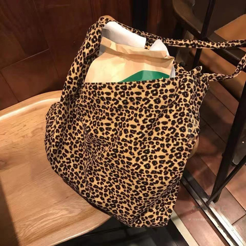 2025 New Free Shipping Women's Designer INS Style Leopard Print Canvas Bag Celebrity Style Corduroy Print Large Capacity Shoulder Bag Crossbody B