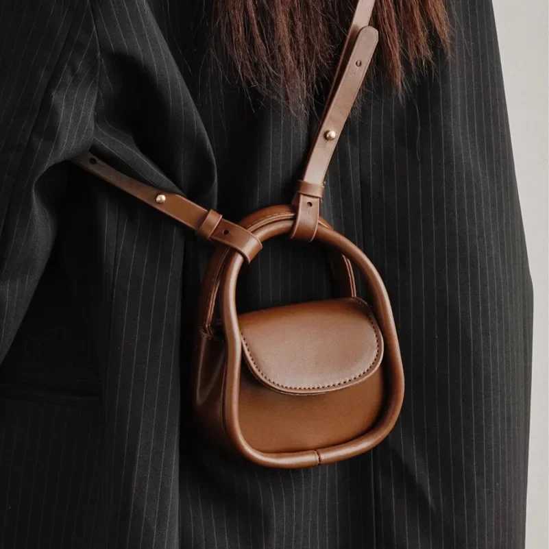 New Fashion Designer Mini Shoulder Bags Solid Color Black Brown PU Leather Crossbody Bags Earphone Lipstick Small Storage Bags Z250812