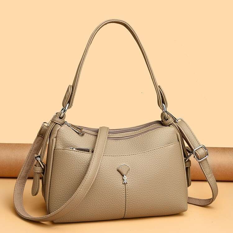 Women's 2025 Underarm Korean Fashion Simple Shoulder Textured Stylish Versatile Crossbody Bag Handbag