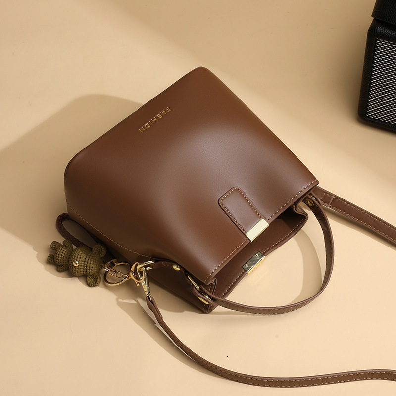 designer bag Trendy Small Bags for Women 2025 New Spring Summer Versatile Luxury bag Shoulder Crossbody Bag Korean Style Textured Handbag Bucket Bag