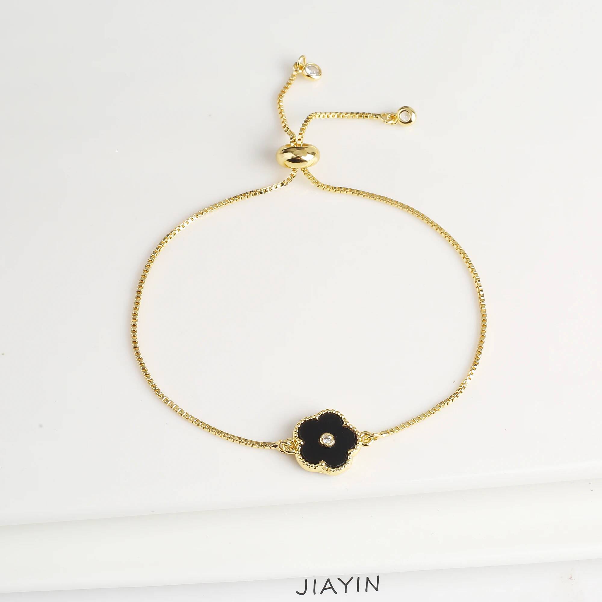 Punk Style Simple Five Leaf Flower Botanical Charm Bracelet for Woman Girls Fashion Party Brand Jewelry Daily Wear Clover