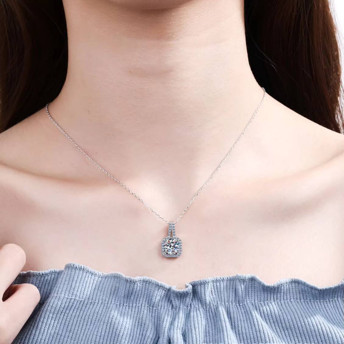 Hot Selling Fashion Accessories Necklace Jewelry Moissanite Pendant Necklace Women for Wedding