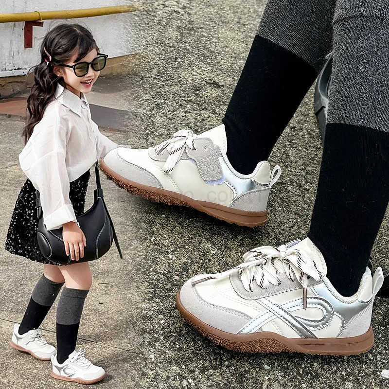 2025 Spring and Autumn New Soft Soled Lightweight Training Shoes for Boys Casual Sports Shoes and Non-Slip Running Shoes for Girls M250812