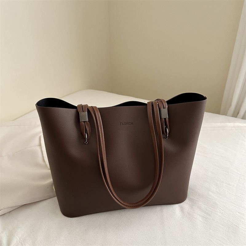 Large Capacity Fashion New Casual Oil Wax Leather Solid Color Women s Single Shoulder Underarm Tote Bag ddmymarket