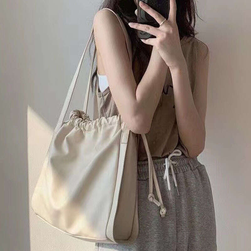 Large Capacity Women's Spring Summer Bucket Single Shoulder Tote Bag Student Class Simple Trendy B5