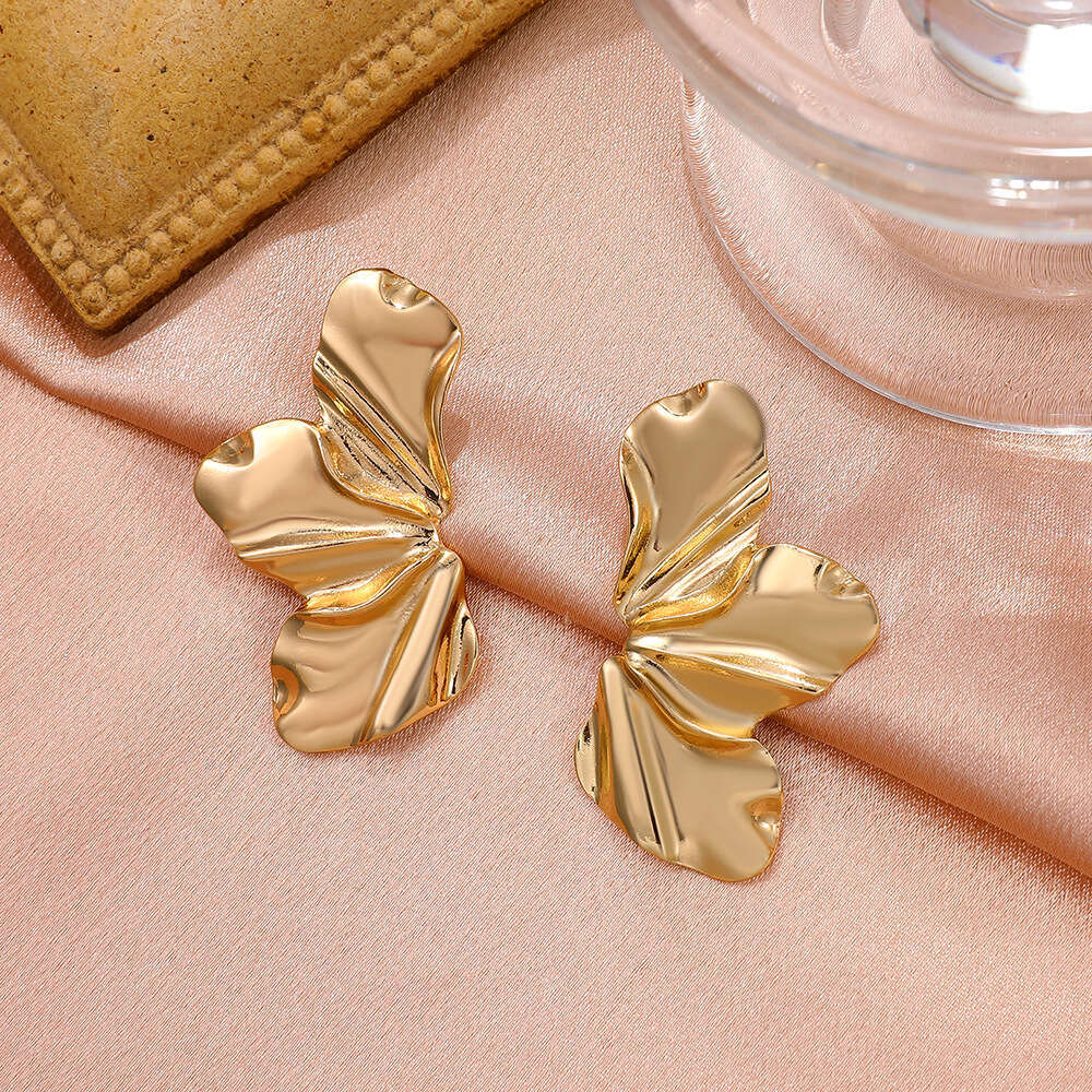 Exaggerated Gold Flower Stud Simple Elegant Matte Irregular Petal Earrings Alloy Ear Jewelry for Women