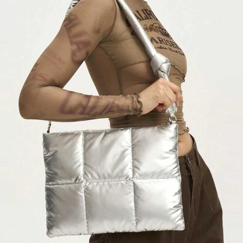 Fashion Quilted Padded Women Shoulder Bags Silver Clutch Purse Casual Nylon Down Cotton 11 Inch Ipad Inner Bag 14Inch Laptop Bag Z250812