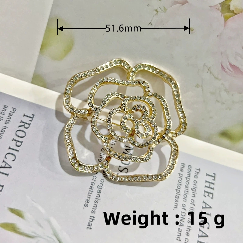 High-end sunflower brooch women's fashion coat, brooch pearl pin women's fixed clothes, camellia suit button pin