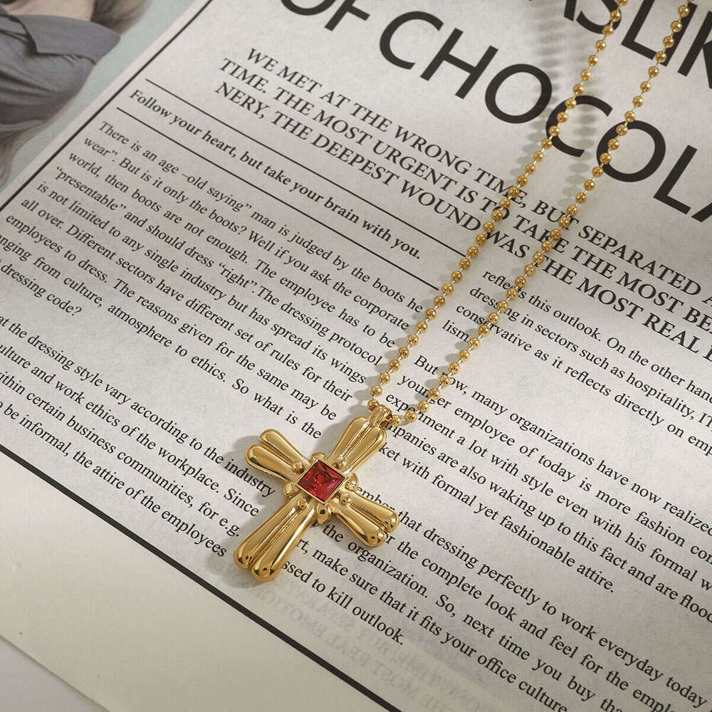 Cross Titanium Necklace Non-Fad Collarbone Chain Designer Light High-End Jewelry Jewelry Stainless Steel