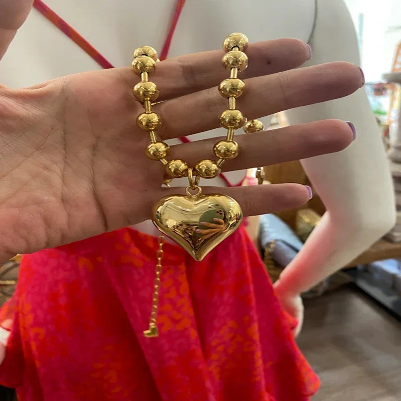 Gothic Gold Heart Pendant Necklace for Women Stainless Steel Beaded Choker Steampunk Jewelry 250807