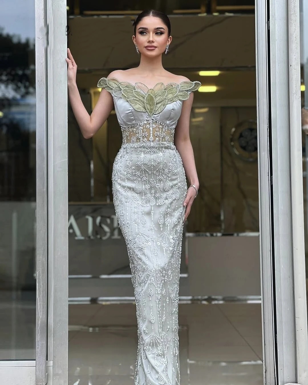 Fashion Evening Dresses For Women Off Shoulder Sleeveless Gown Lace Appliques Floor Length Dress Party Customized Dress