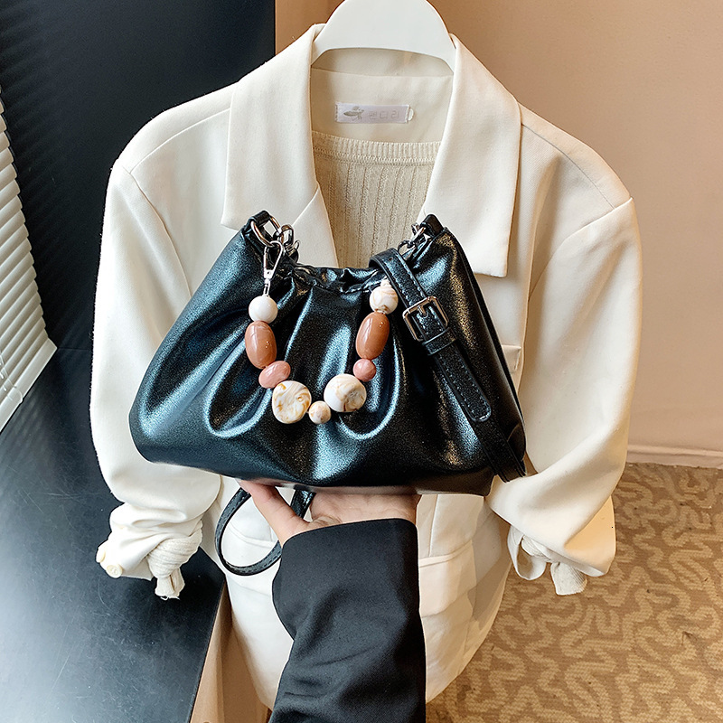 2025 new women's pleated handbag niche multifunctional crossbody fashionable shoulder bag