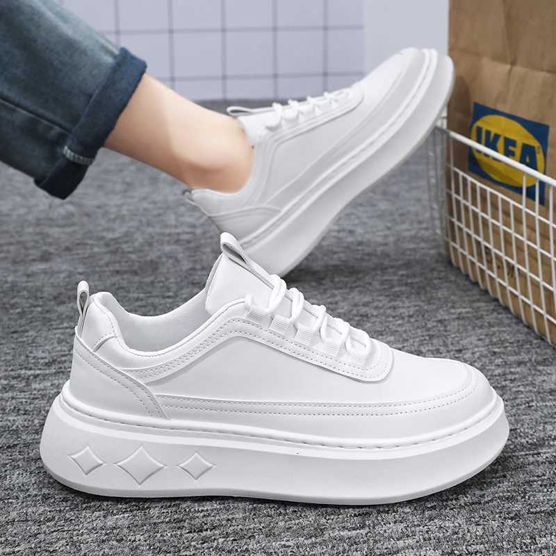 Fashion White Men Casual Sneakers Outdoor Platform Running Shoes Breathable Men Sport Shoes Light Walking Shoes Heightening Shoes Z250812