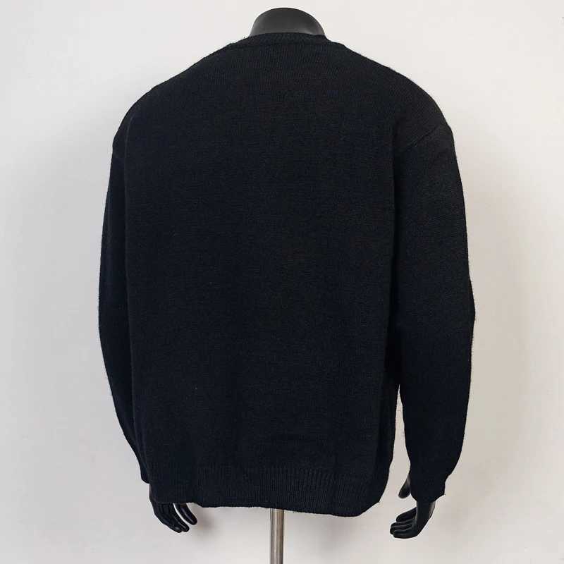 CB Jacquard Round Neck Knit Sweater Loose Fit Black White Big Label Sweatshirts for Men and Women Winter Oversized Knitted Sweater X250812