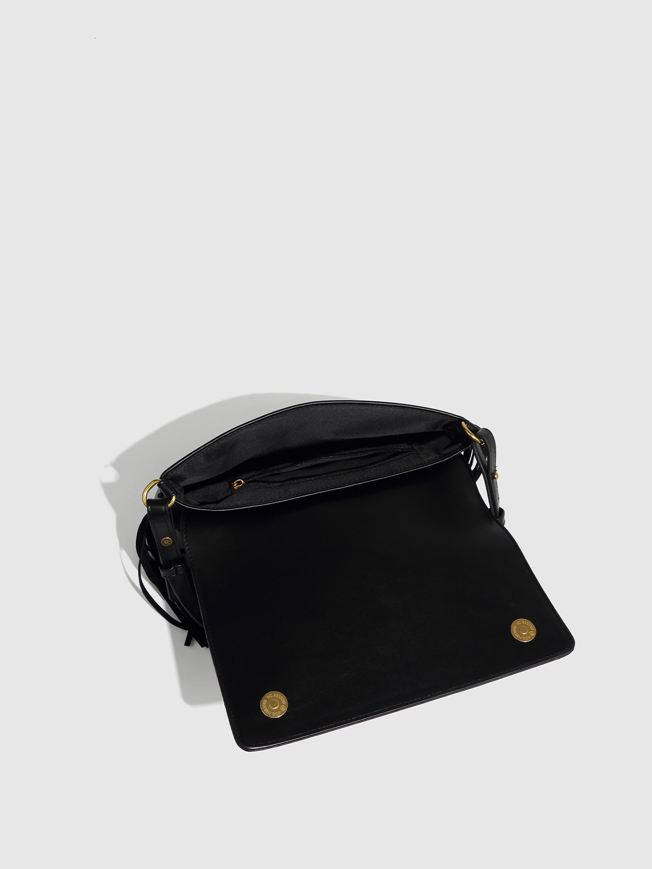 2025 Autumn New Women s Shoulder Bag Spicy Girl New Women s Rivet Retro Tassel Rivet Bag Adjustable Women s women bag s Crossbody Bag Autumn New Desig