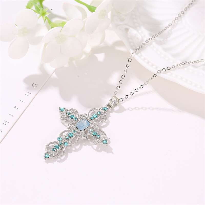 Fashion Classic Hot-Selling Cross Necklace Bohemian Style Hollow Dia-Studded Choker Clavicle Chain