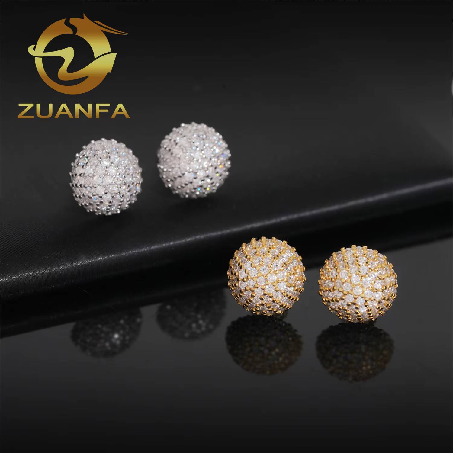 Wholesale VVS Half Ball Moissanite Earrings Screw Back Iced Out Stud Earrings 925 Silver Hip Hop Earrings Pass Diamond Tester