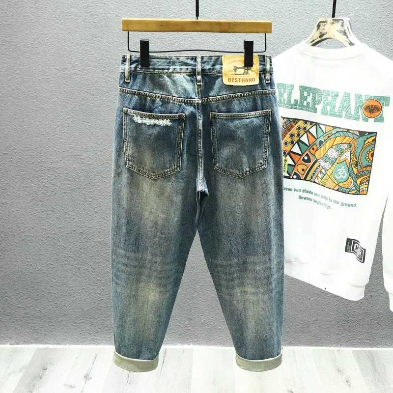 2024 New Ripped Distressed Jeans Mens Streetwear Patchwork Fashion Hole Hip-hop Baggy Casual Harem Retro Denim Trousers Male X250812