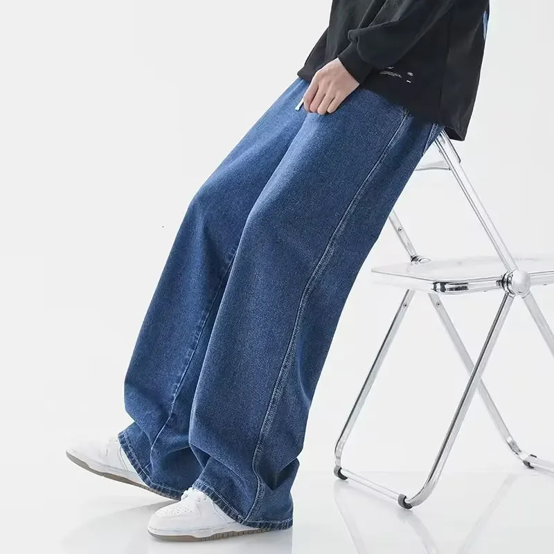 2025 Streetwear Loose Jeans Men Korean Style Fashion Loose Straight Wide Leg Pants Mens Clothing Black Light Blue 250811