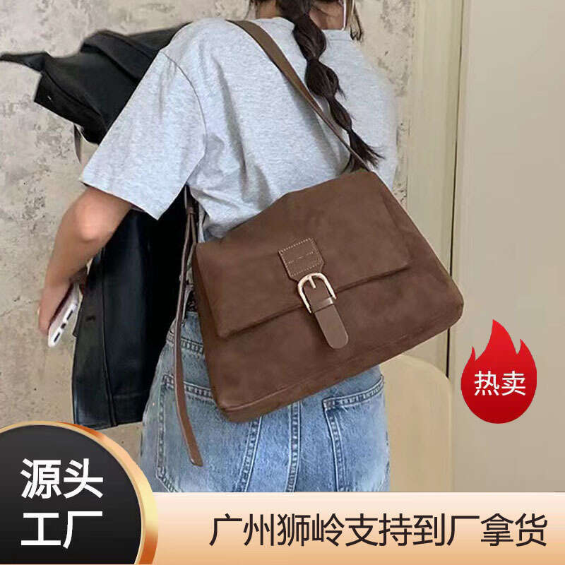 Spring Summer Women's New Elegant Velvet Shoulder Underarm Versatile Casual Crossbody Bag B5