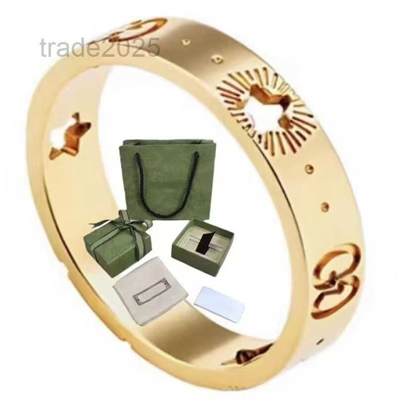 Extravagant Simple heart Love Ring Gold Silver Rose Colors Stainless Steel Couple Rings Fashion Women Designer Jewelry Lady Party Gifts