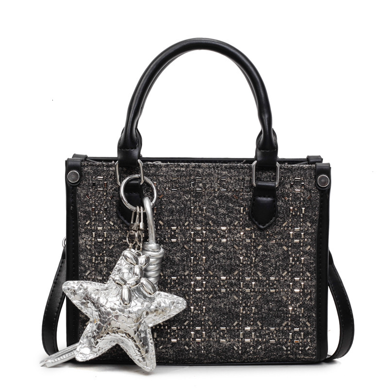 Women's New Fashion Versatile High-End Feel Handheld Shoulder Crossbody Large Capacity Commuter Tote Bag