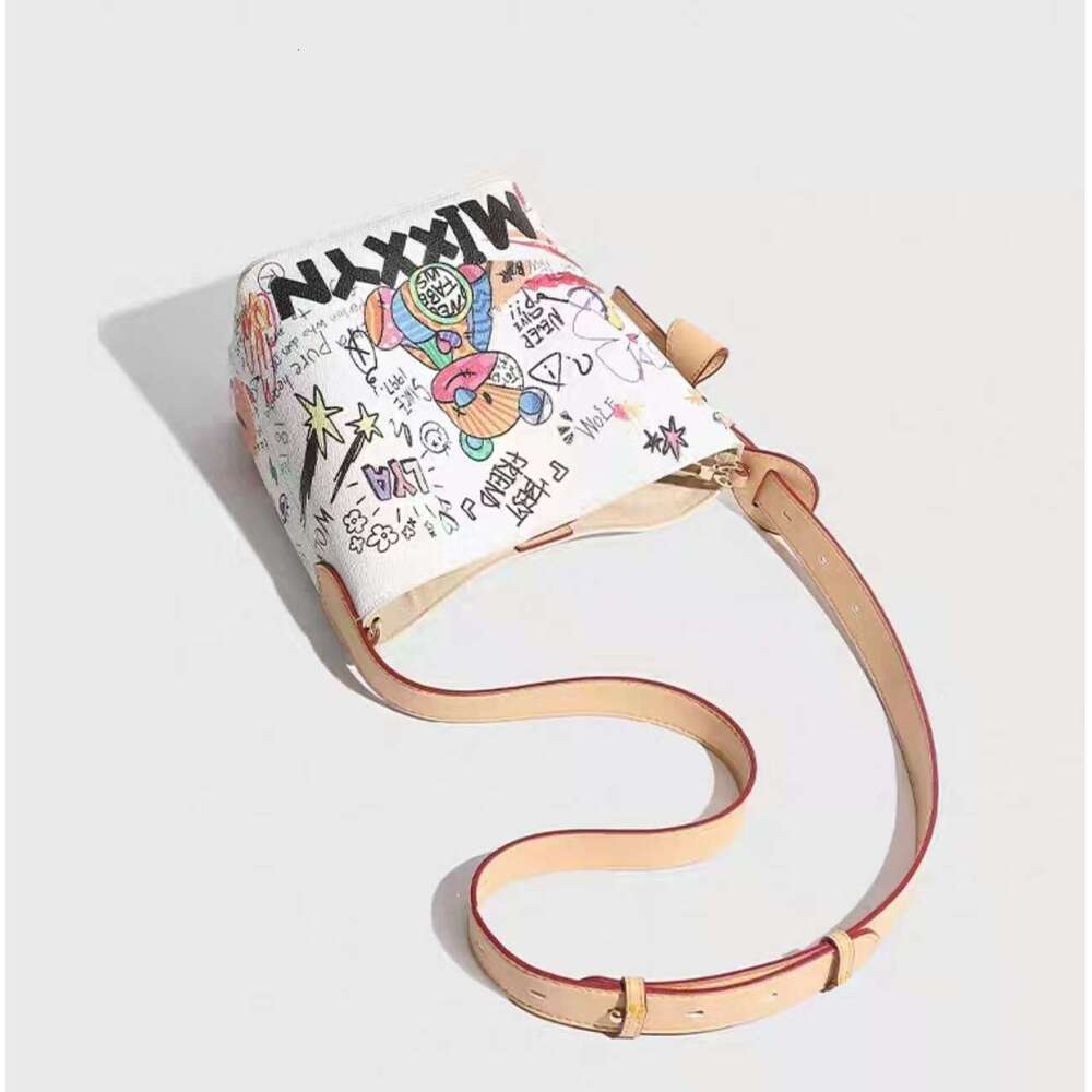 Hot Selling Designer 2Pcs Set Emed Flower Women Crossbody Handbag Shoulder Bags Fashion Composite Ladys Clutch Tote Bag Shopping Female Coin Purse Wal