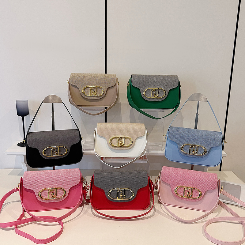 2025 New Fashionable and Versatile Single-Shoulder Crossbody Bag, Fashionable and Casual Small Square Bag 8889