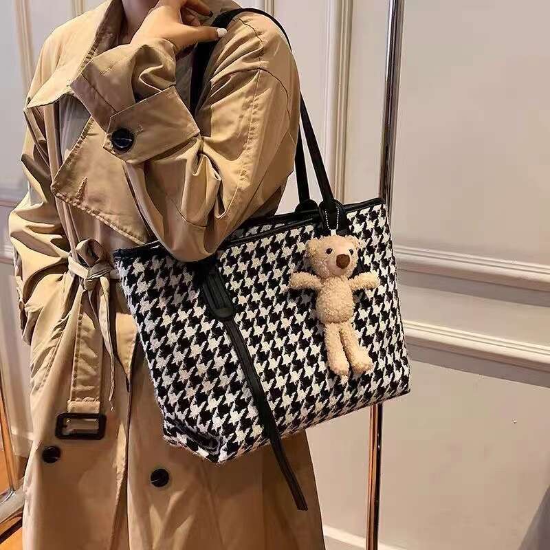 Spring Summer New Tote Houndstooth Trendy Simple Elegant Shoulder Large Capacity Women's Bag B5