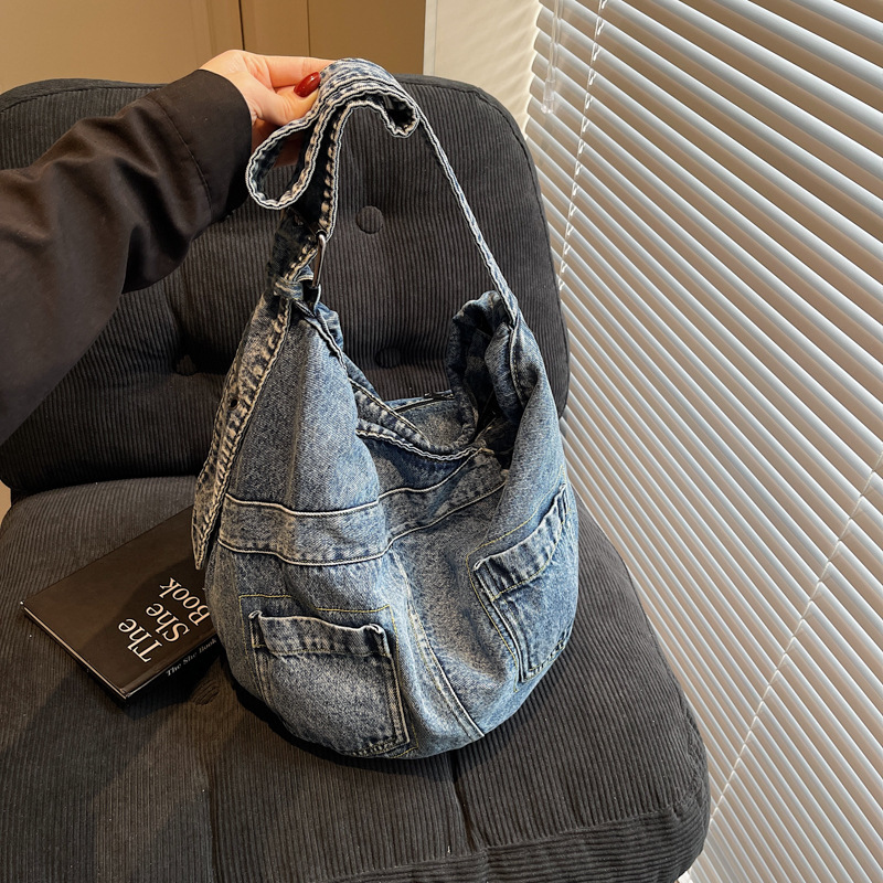 Denim for Women New Washed Single Shoulder Crossbody Large Capacity Commuter Handbag Tote Bag