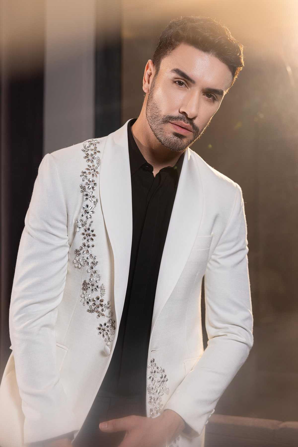 Luxury Crystal Men Suit Shawl Lapel 1 Piece Jacket Wedding Groom Tuxedos Party Business Customized