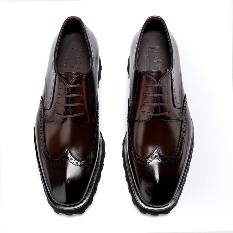 New men's high-end brogue derby shoes with an English style, made of genuine leather, suitable for formal business occasions.