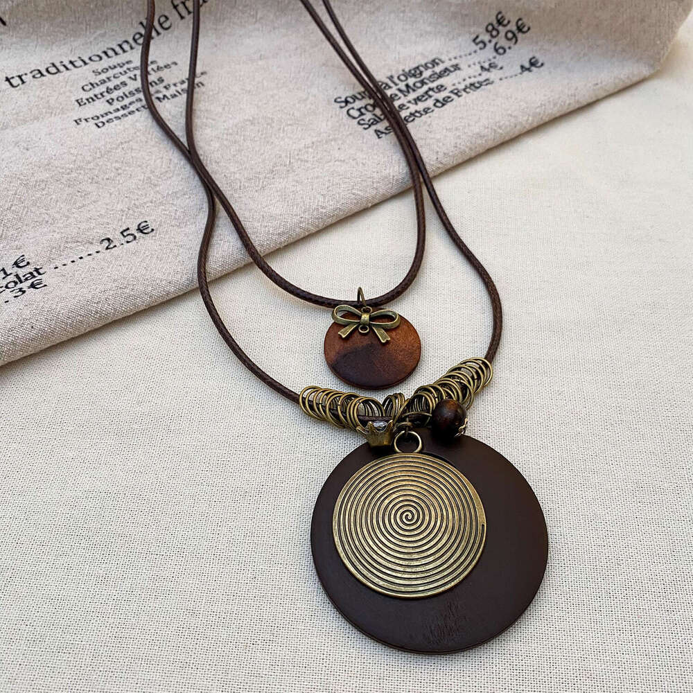 Fashion New Chinese Feather Pendant Necklace for Women Ethnic Style Layered Long Sweater Chain Bohemian Accessories