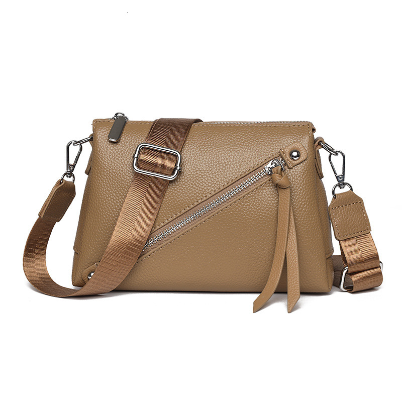 2025 autumn new women's shoulder bag Korean version versatile leather niche design women's handbag designer bag women's crossbody bag