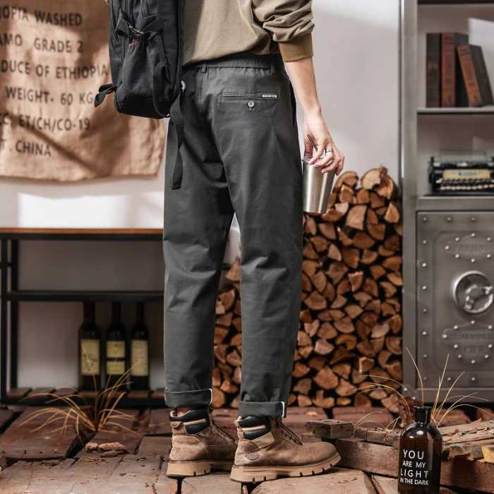 2025 New in Mens Straight Pants Elastic Waist Chino Trousers Cargo Male Regular Fit Cotton Stretch Spring Casual Korean Wear X250812