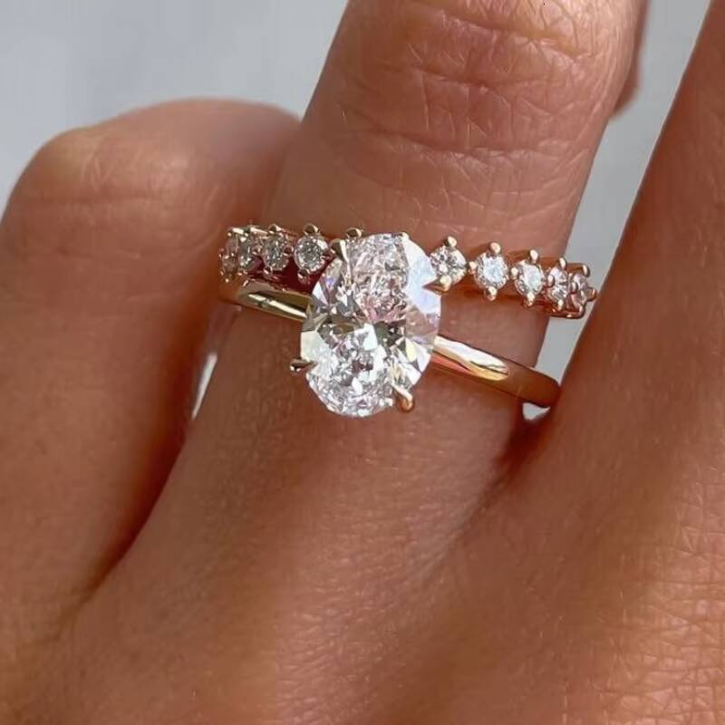 Popular Custom 2ct Oval Cut DEF Moissanite Jewelry 10K 14K 18K Gold Side Stone Round Cut Anniversary Wedding Moissanite Ring