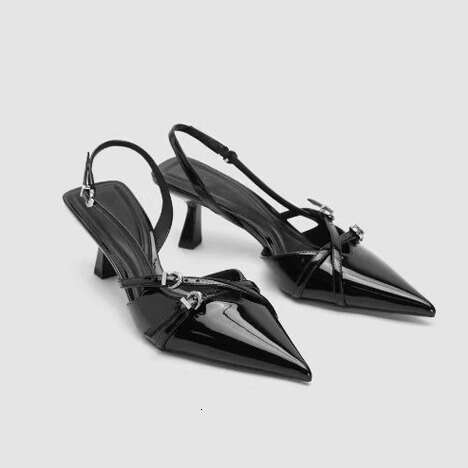 Style French Small Designer Mid-Heel Sandals for Women Designer shoe Summer 2025 Spring Black Pointed Toe Kitten Heel Single Shoes High Heels Elegant