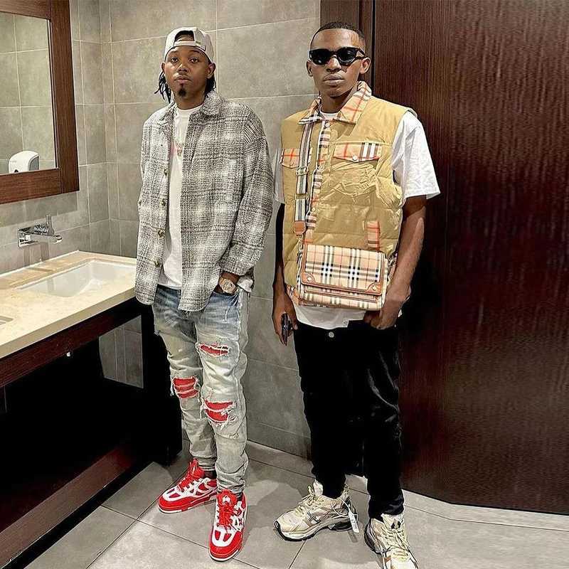 High Street Mens Vintage Jeans American Streetwear Elastic Slim-fit Jeans with Ripped Patches New Style Vintage Long Trousers X250812