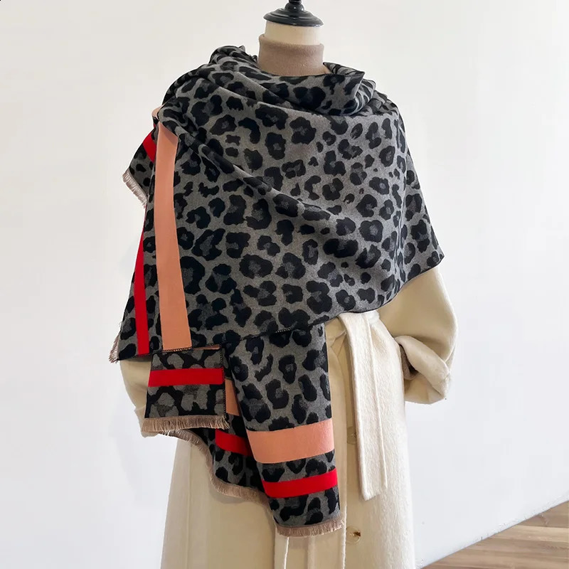Winter Leopard Two-Sided Cashmere Jacquard Scarves High Quality Women Thicken Wrap Shawl Ladies Wool Pashmina Scarf 250812