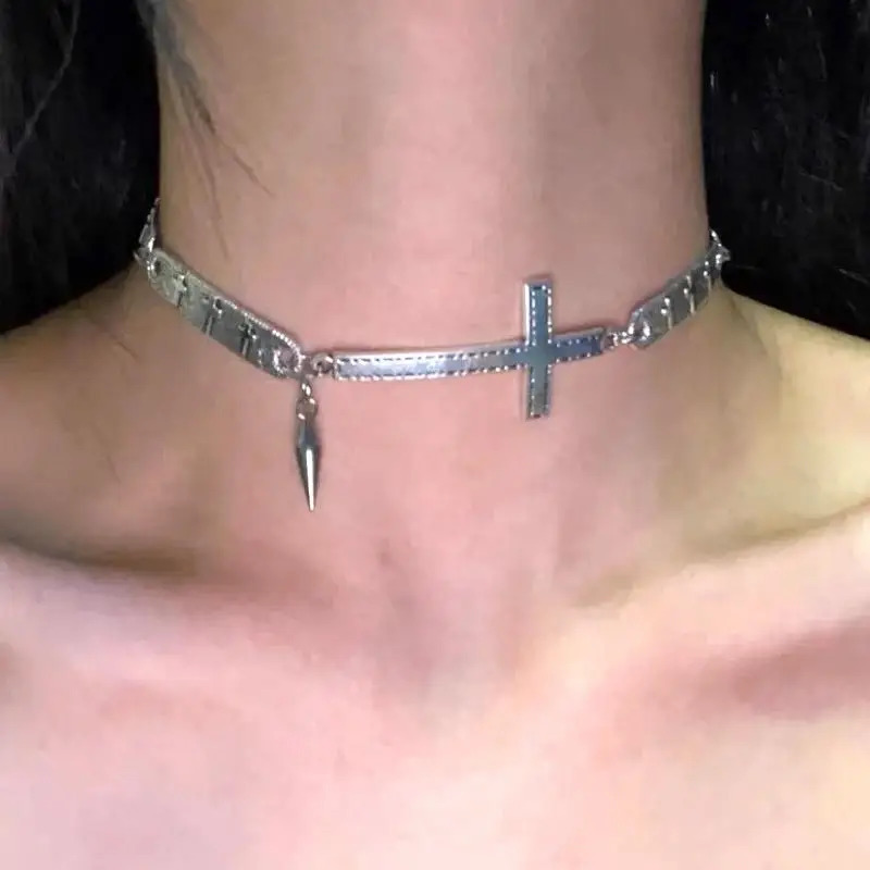 Punk Jewelry Spliced Cross Rivet Necklace Grunge Rock Cool Accessories Cool Necklace for Men Women Goth Korean Fashion Choker 250807