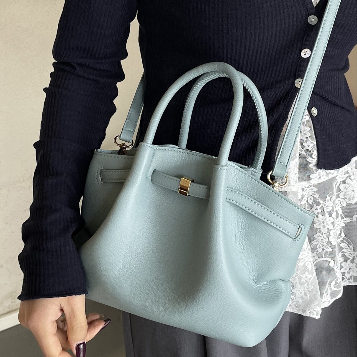 designer bag Wrinkled Handbag for Women, Large Capacity, Casual, Simple, Versatile Shoulder Bag, Niche Luxury bag Fashion Crossbody Bag