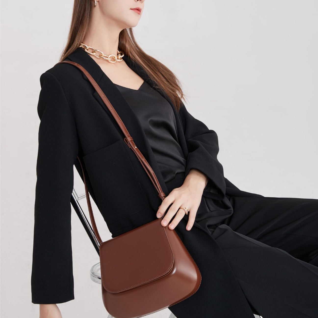 Saddle Crossbody for Women New Trendy Shoulder Design Commuter Brown Fashion Bag