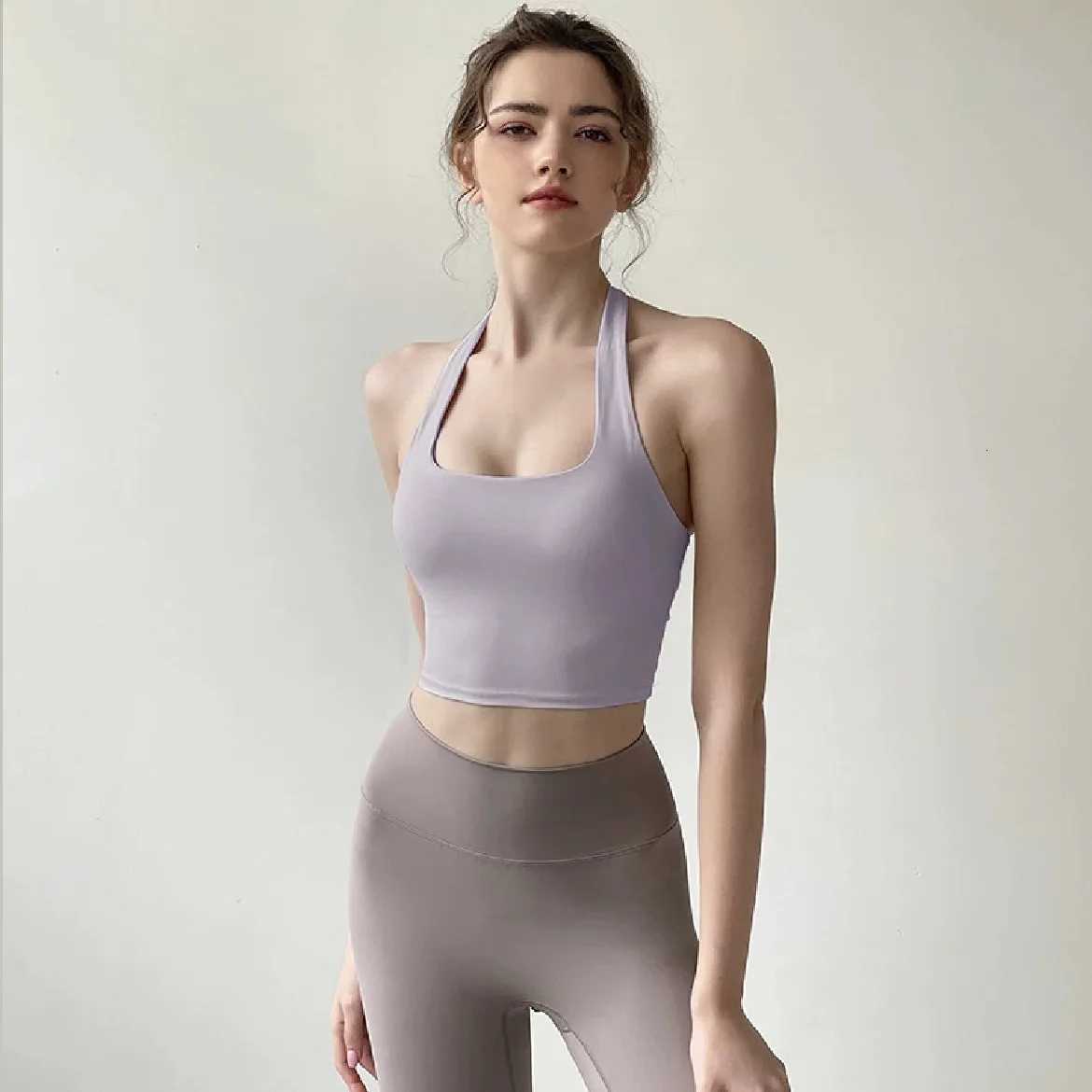 Womens Sports Bra Sexy Neckband Chest Cushion Beautiful Back Fashionable Pleat Gathering Sports Bra for Fitness Z250812