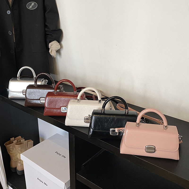 Early Spring New Korean Fashion Handbag Women's High-Quality Texture Shoulder Simple Crossbody Bag Trendy