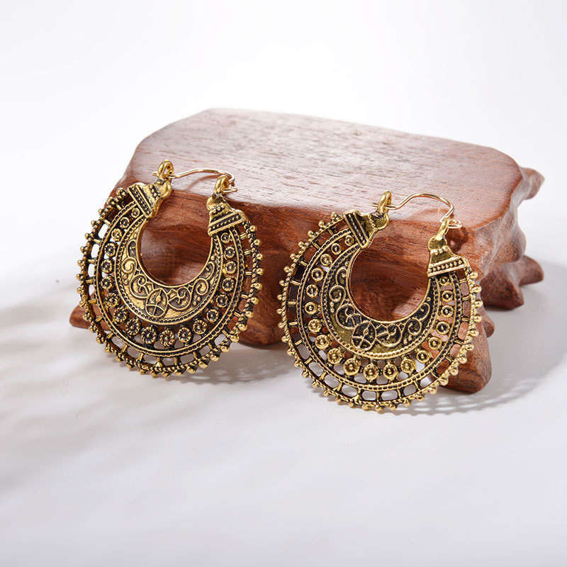 Bohemian Ethnic Style Hollow Carved Earrings Half Circle Trendy Alloy Pattern Ear Clips