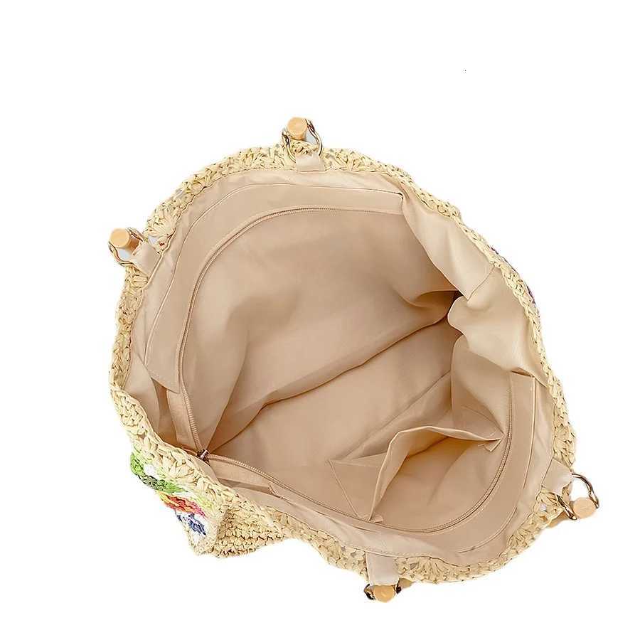Bohemian Granny Square Straw Tote Bag Bamboo Handle Weave Women Handbags Casual Handmade Summer Beach Bags Large Capacity Purses Z250812